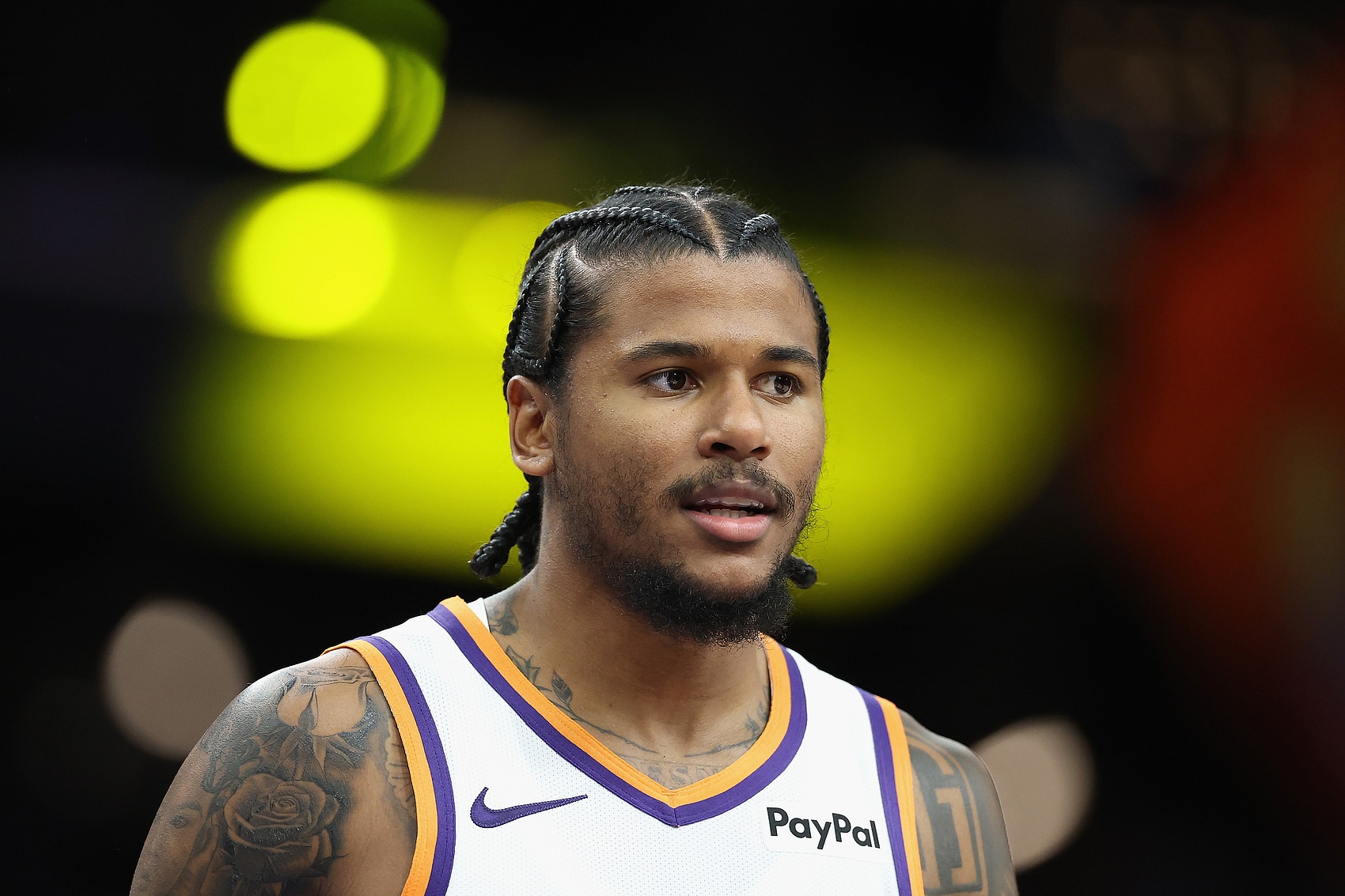 望无大碍！杰伦·格林次节腿筋受伤退赛 全场3中1拿到4分1板1助