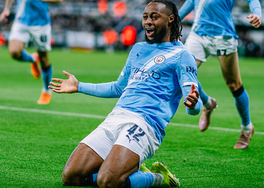 德州扑克官网-半决赛首回合：曼城2-0卫冕冠军13场不败 塞梅尼奥加盟两场造3球